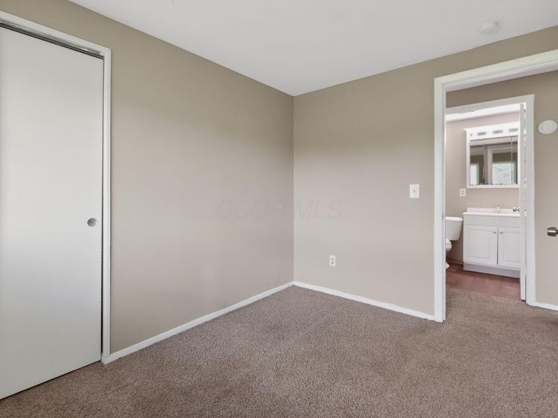 5716 Cairo Road , Westerville, OH 43081 Photo 12