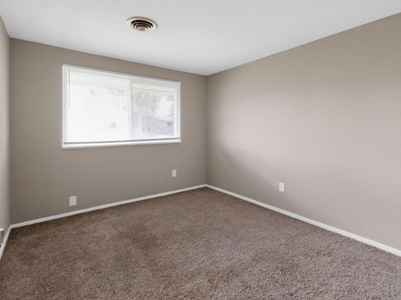 5716 Cairo Road , Westerville, OH 43081 Photo 15