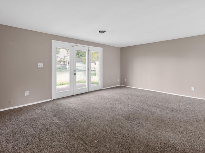 5716 Cairo Road , Westerville, OH 43081 Photo 3