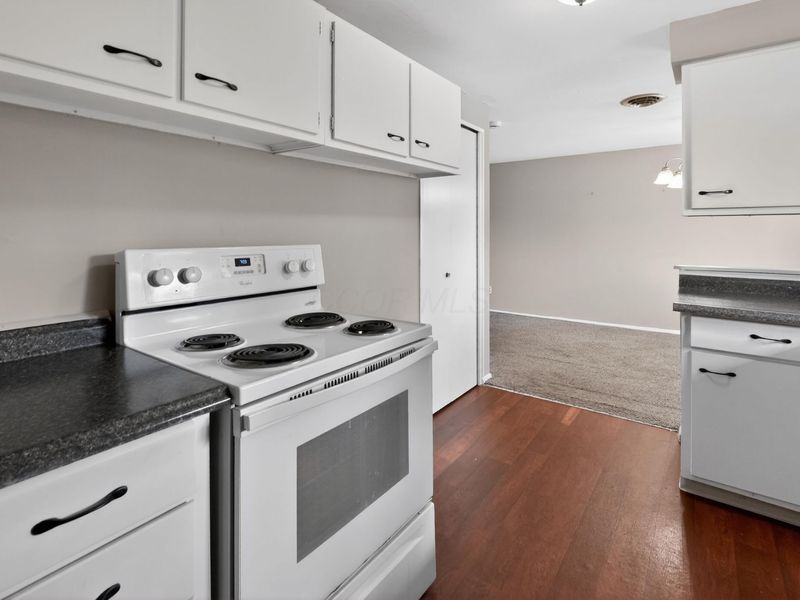 5716 Cairo Road , Westerville, OH 43081 Photo 9