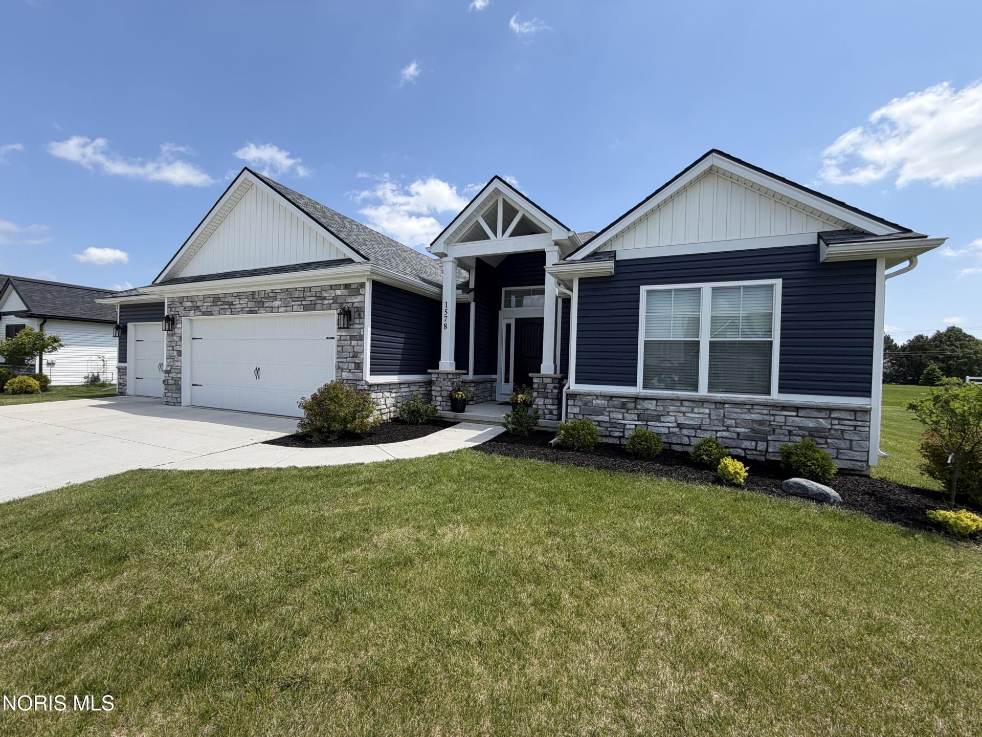 1578 Henline Way , Waterville, OH 43566 Main Photo