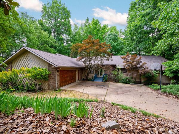 620 Stonebrook Drive, Chattanooga, TN 37415