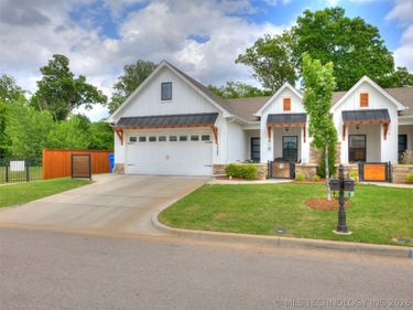 7707 S Redbud Avenue , Broken Arrow, OK 74011
