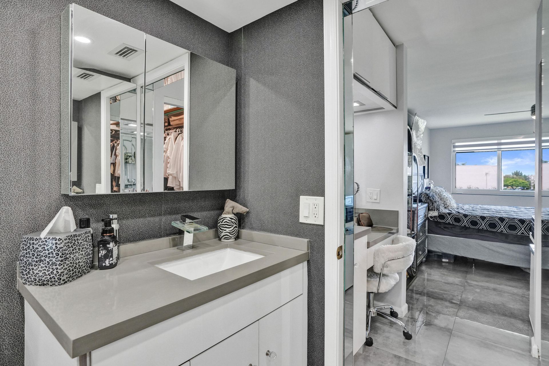 2603 NW 103rd Avenue, Unit 401, Sunrise, FL 33322 Photo