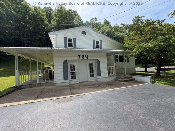 784 Riffe Branch Road, Delbarton, WV 25670