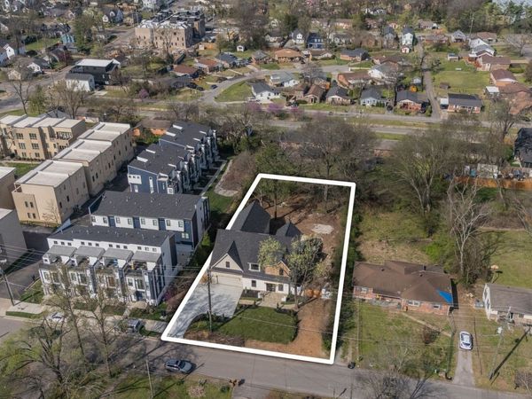 1312 Montgomery Avenue , Nashville, TN 37207