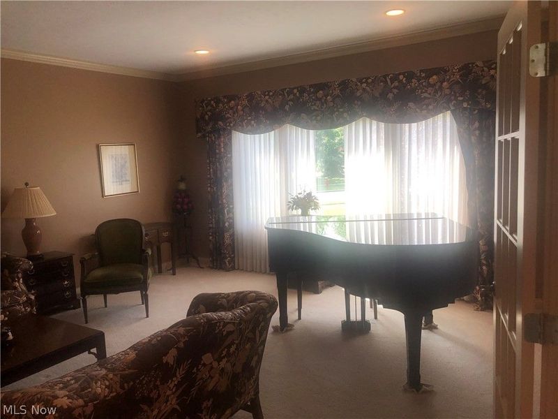 8135 Thackeray Court, Broadview Heights, OH 44147 Photo 7