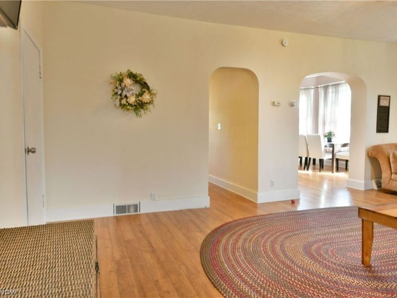23 Hartzell Avenue , Niles, OH 44446 Photo 8