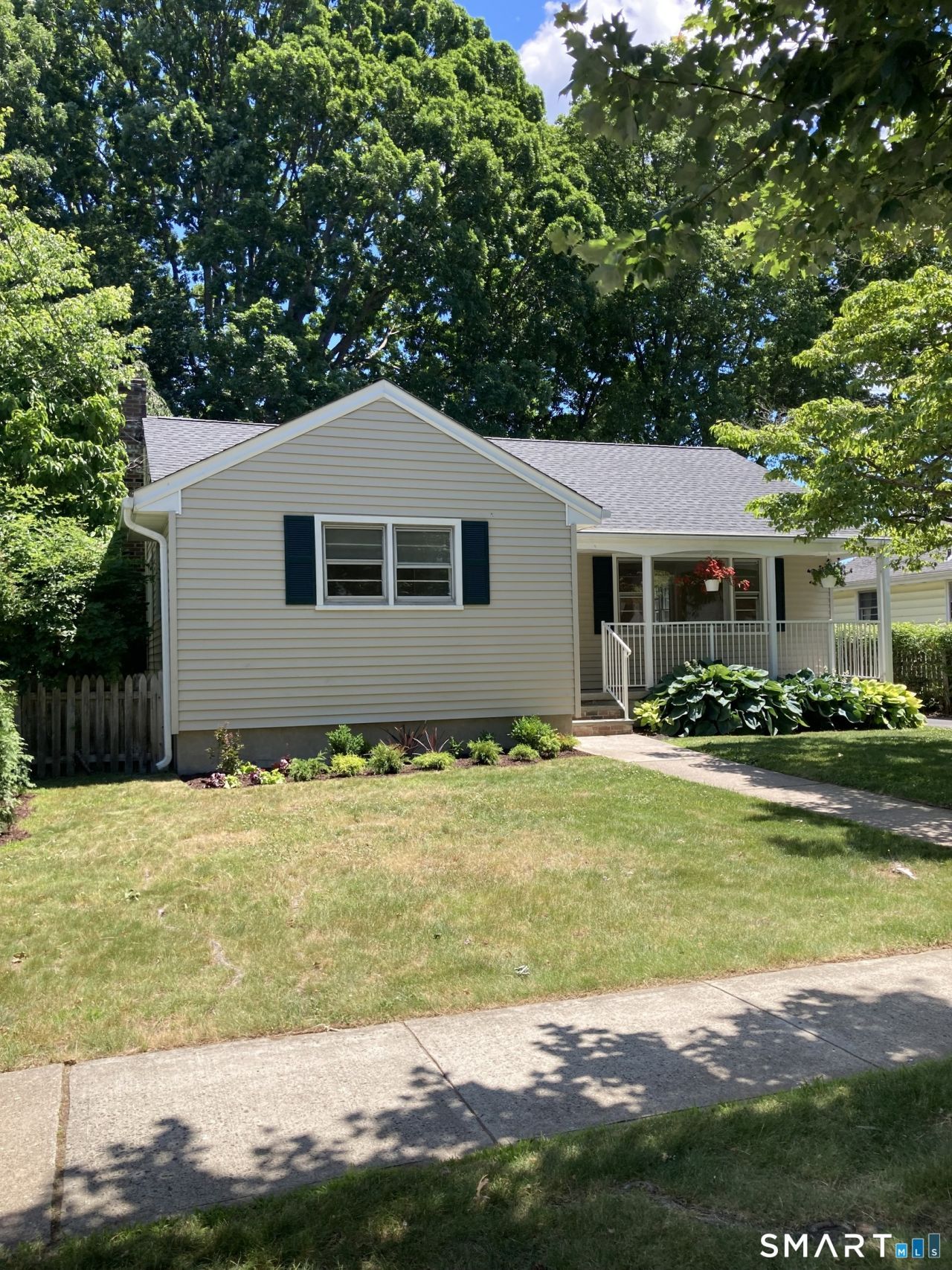 140 Spring, Stratford, CT 06614 Main Photo