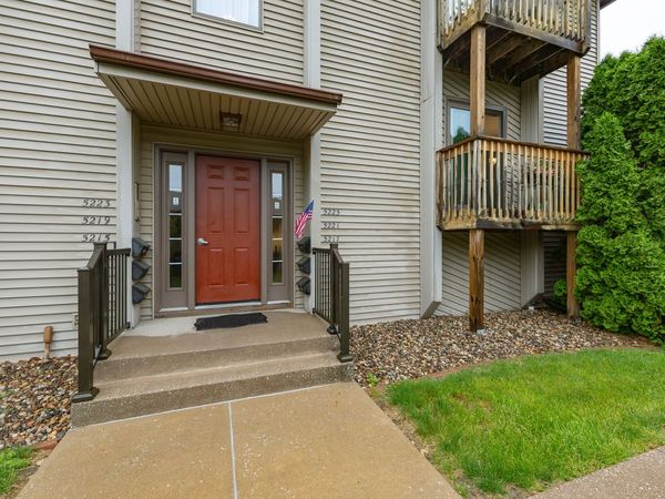 5221 26th Ave A Court , Unit 4, Moline, IL 61265