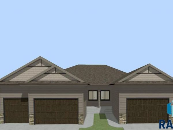 2045 S Sonoma Pl, Sioux Falls, SD 57106