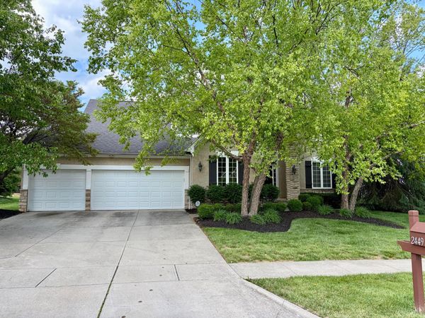 2449 Minnie Court , Lewis Center, OH 43035