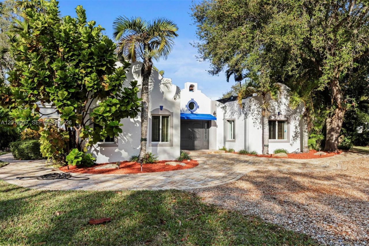 7975 Sunset Dr , Unit 7975, Miami, FL 33143 Photo