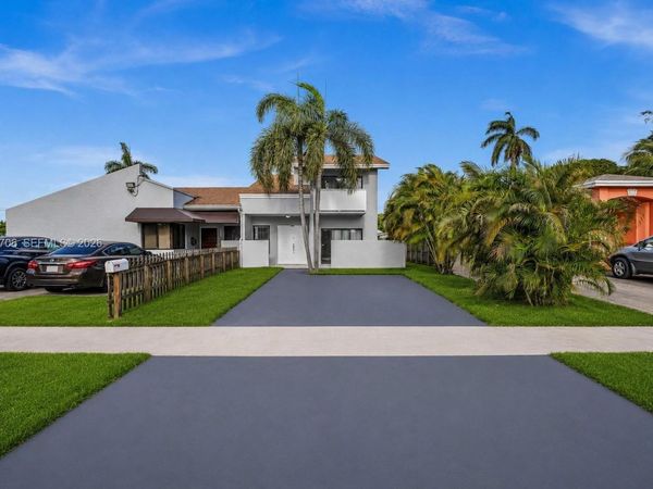 14212 NE 4th Ave , Miami, FL 33161