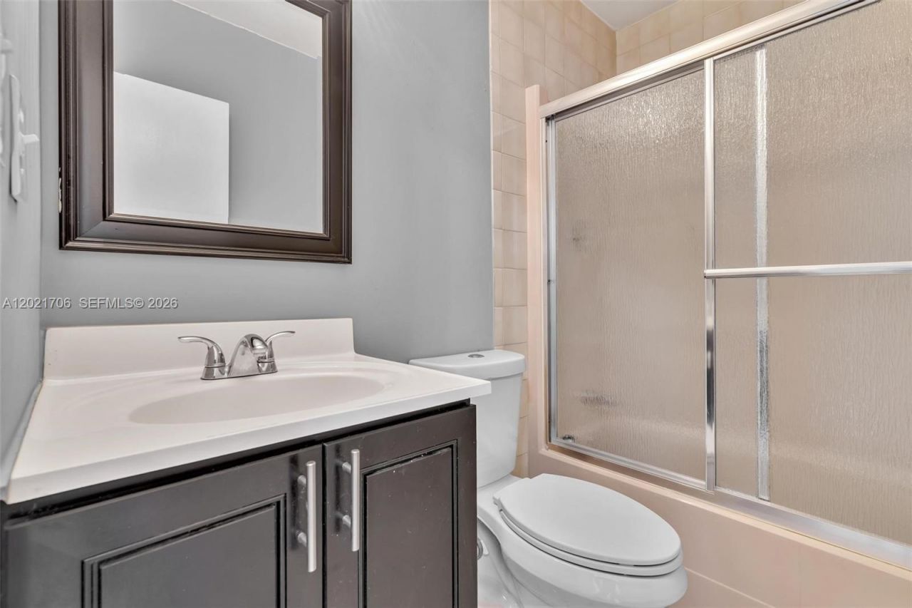 14212 NE 4th Ave , Miami, FL 33161 Photo