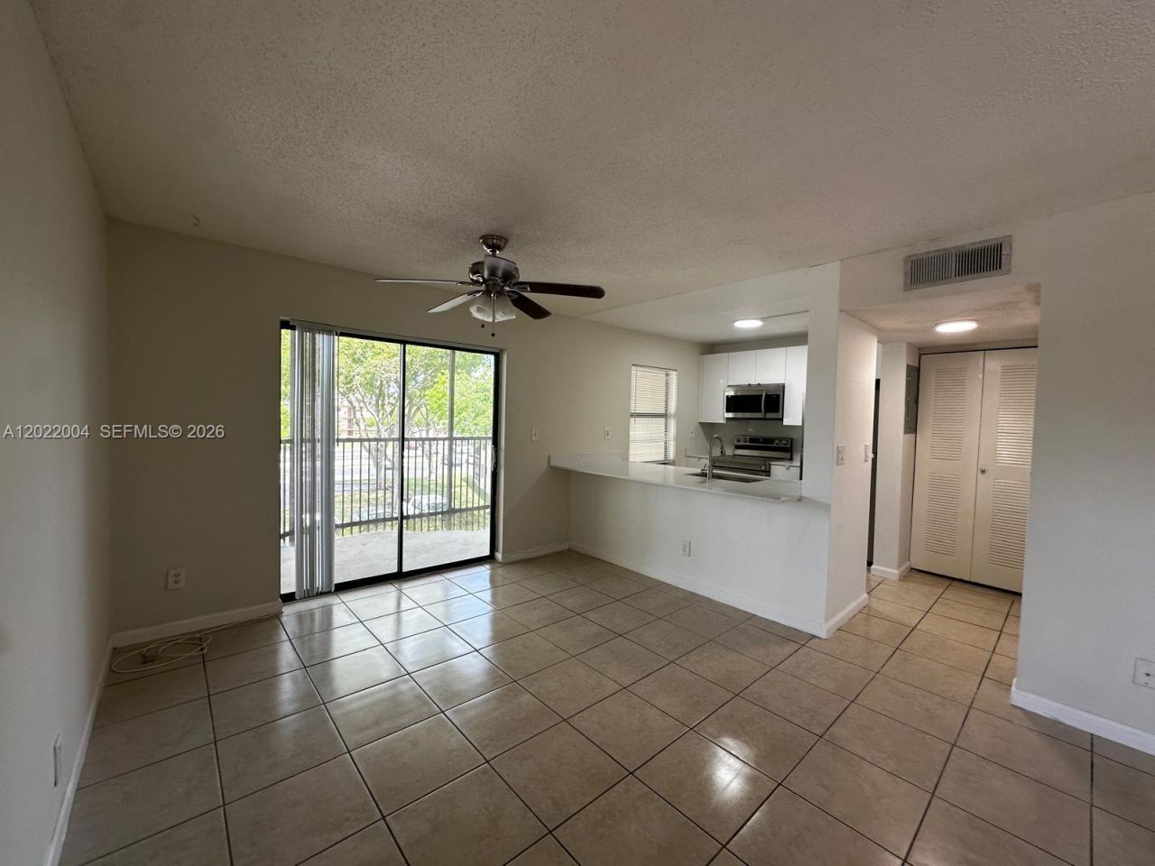 3400 Foxcroft Rd , Unit 301, Miramar, FL 33025 Photo