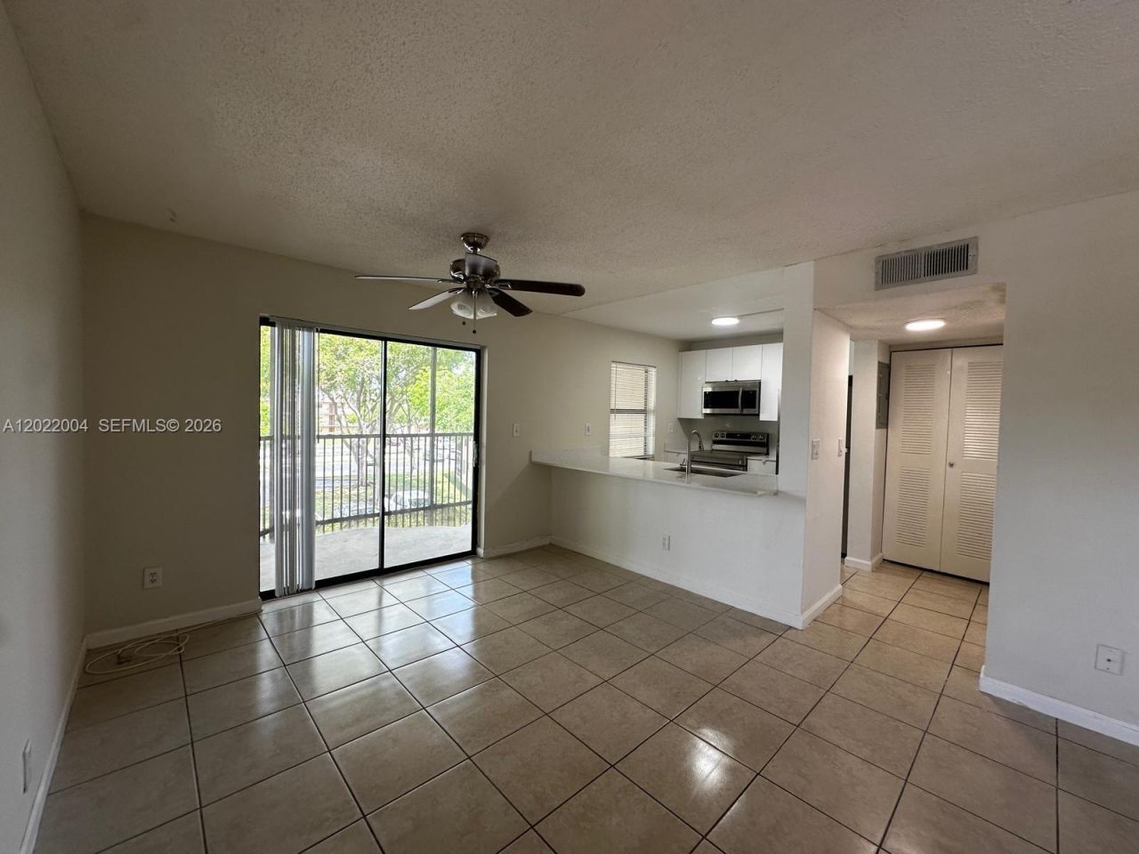 3400 Foxcroft Rd , Unit 301, Miramar, FL 33025 Photo
