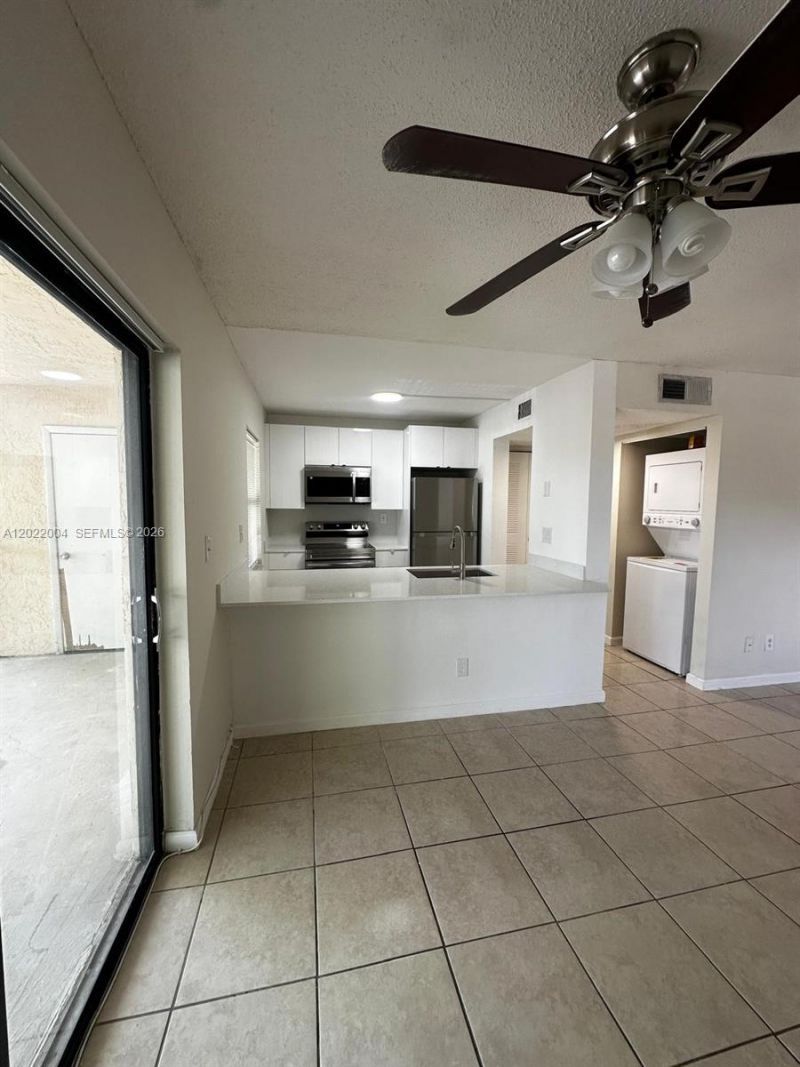3400 Foxcroft Rd , Unit 301, Miramar, FL 33025 Photo