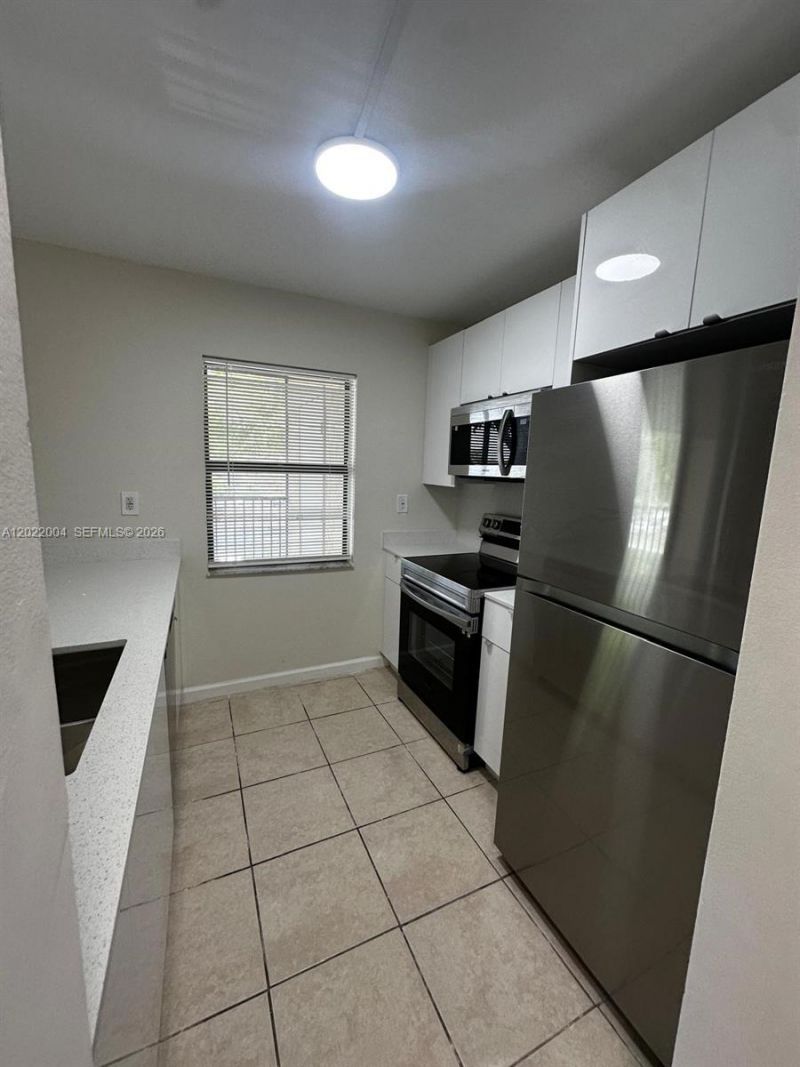 3400 Foxcroft Rd , Unit 301, Miramar, FL 33025 Photo