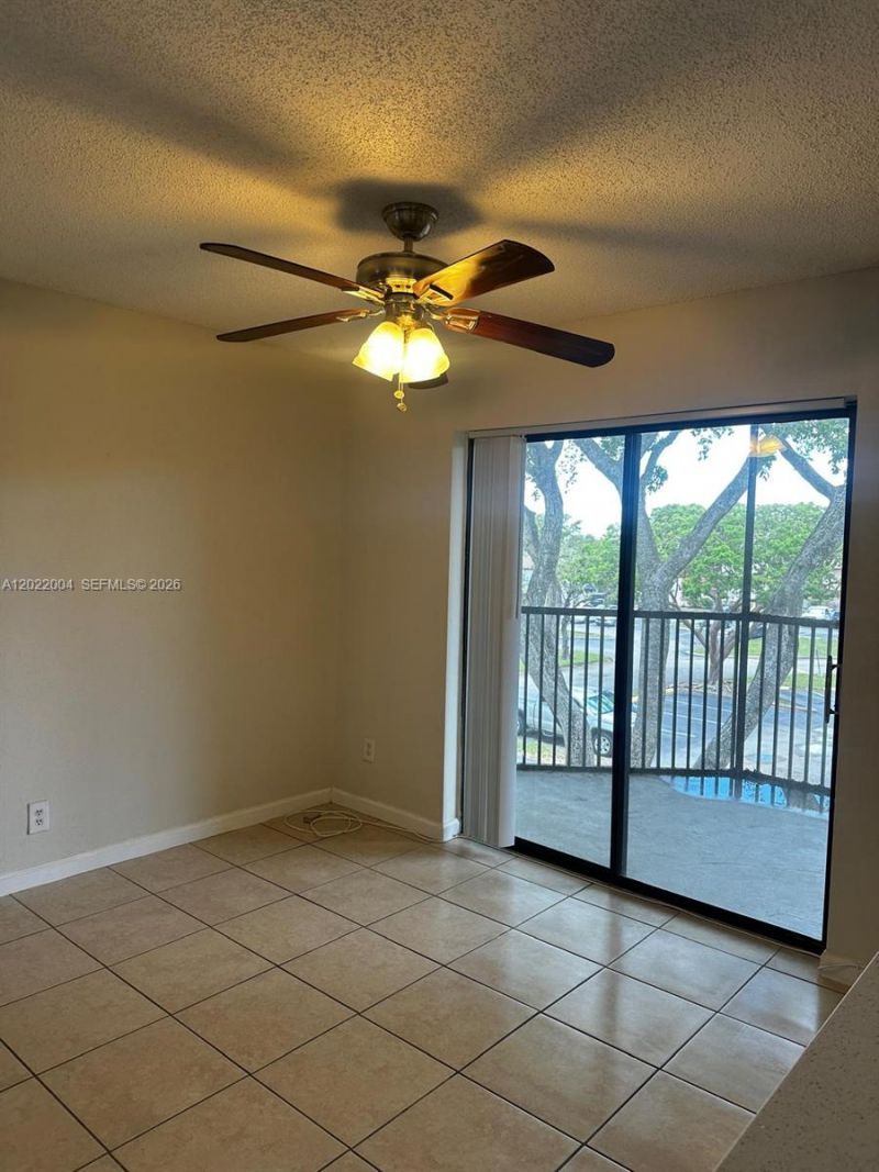 3400 Foxcroft Rd , Unit 301, Miramar, FL 33025 Photo