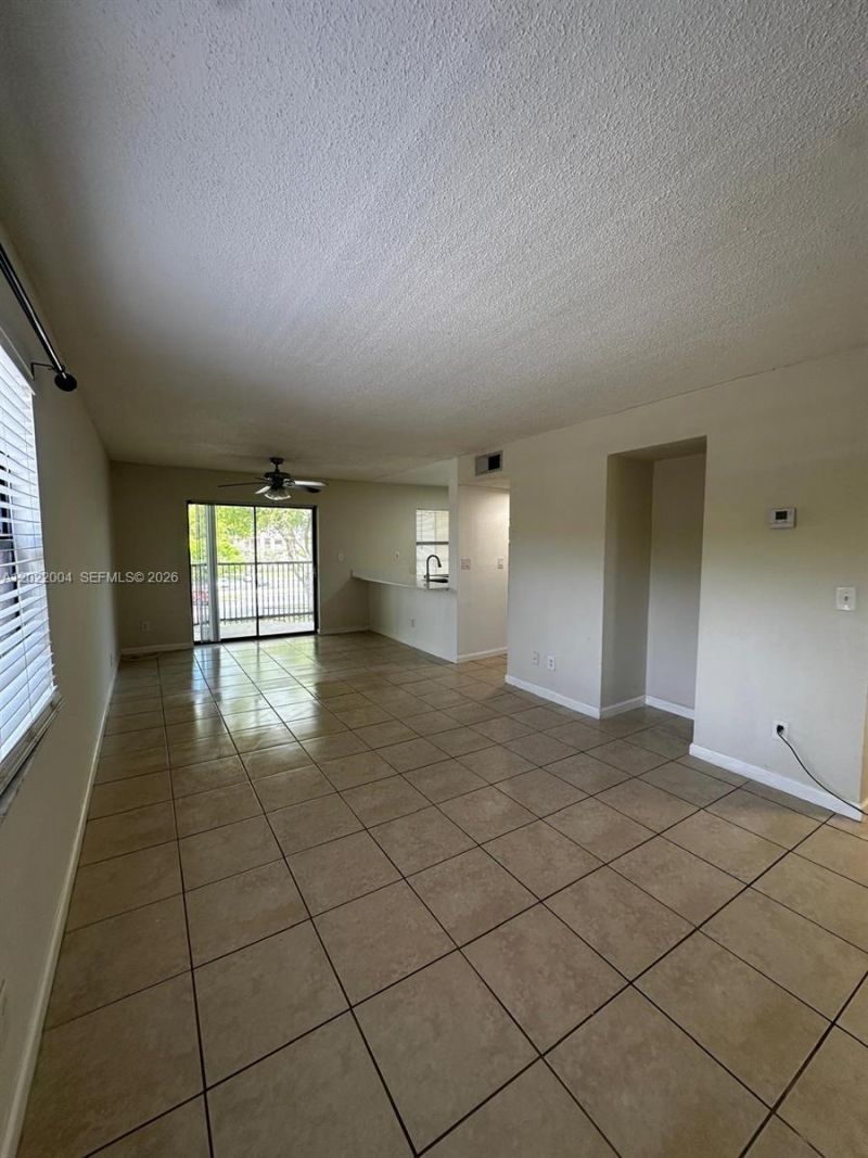 3400 Foxcroft Rd , Unit 301, Miramar, FL 33025 Photo
