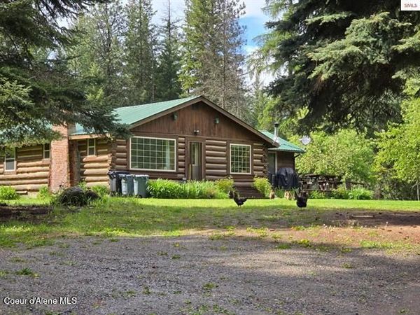 327 Winter RD , Moyie Springs, ID 83845