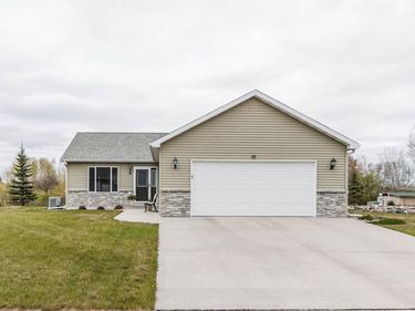 953 Red Willow Drive, Frazee, MN 56544
