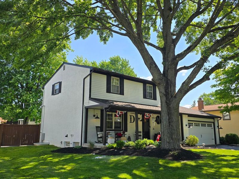 1738 Hickory Hill Drive, Columbus, OH 43228 Photo 4