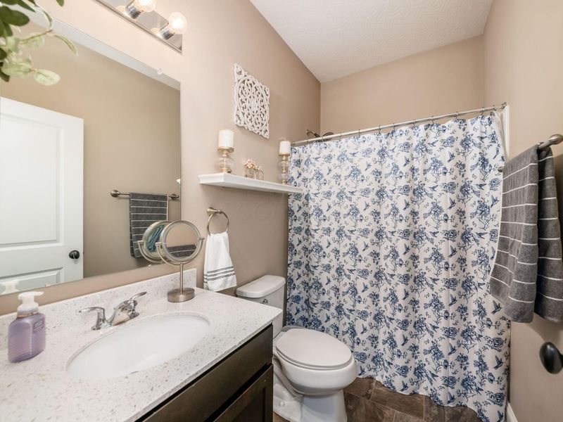 187 Red Oak Court , Commercial Point, OH 43116 Photo 8