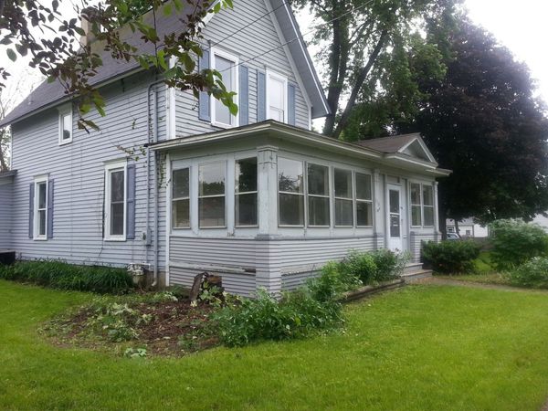118 N Washington Street , Carpentersville, IL 60110