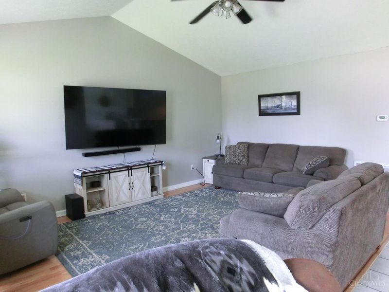 412 Dortmund Drive, Perry Twp, OH 45118 Photo 11