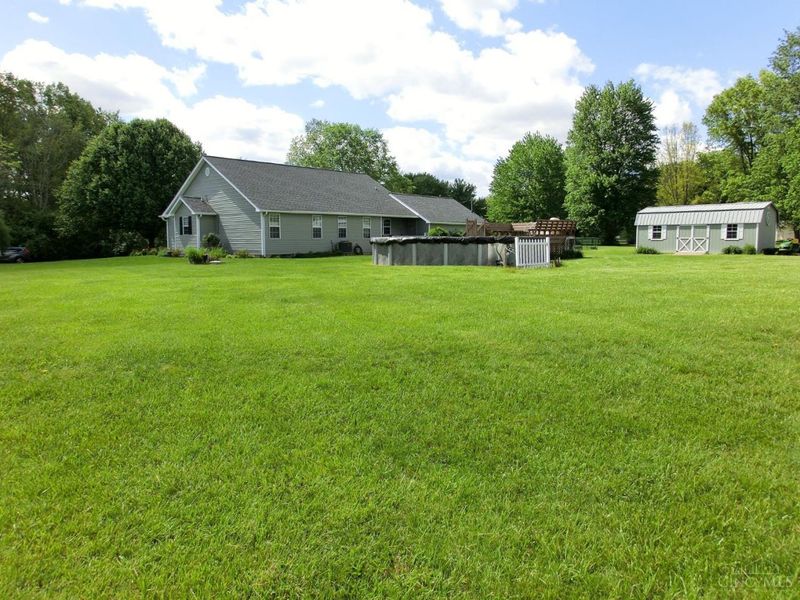412 Dortmund Drive, Perry Twp, OH 45118 Photo 33