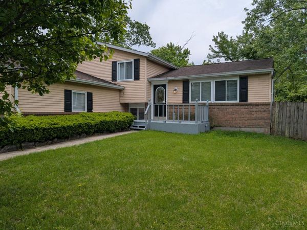 2961 Spruceway Drive, Colerain Twp, OH 45251