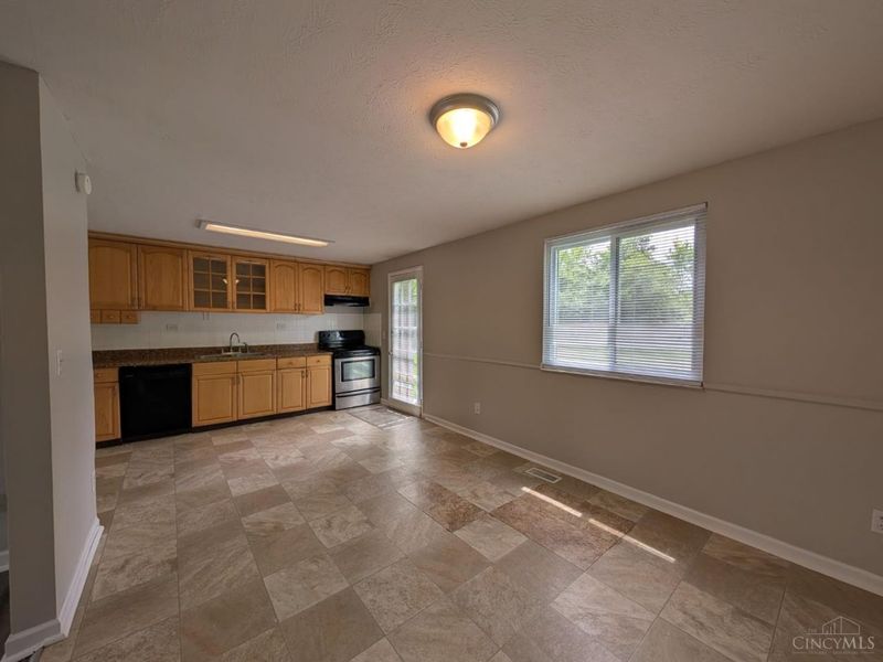 2961 Spruceway Drive, Colerain Township, OH 45251 Photo 11