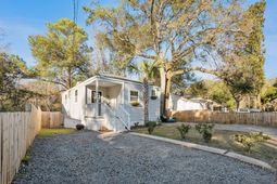 2384 Cambridge Avenue photo 4