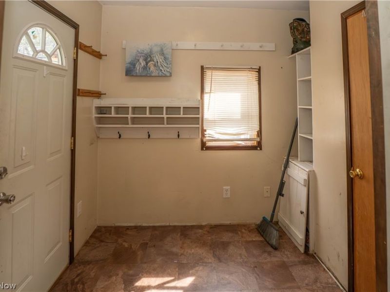 1033 Walnut Avenue , Alliance, OH 44601 Photo 12