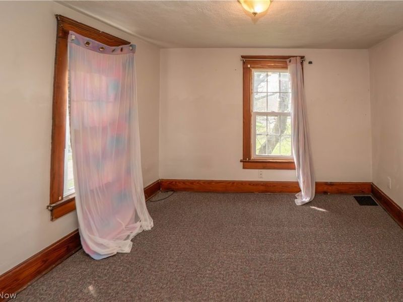 1033 Walnut Avenue , Alliance, OH 44601 Photo 16