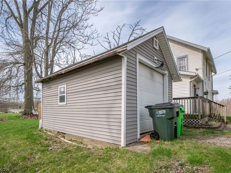 1033 Walnut Avenue , Alliance, OH 44601 Photo 30