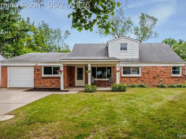 34685 Bridgeman Street, Farmington Hills, MI 48335