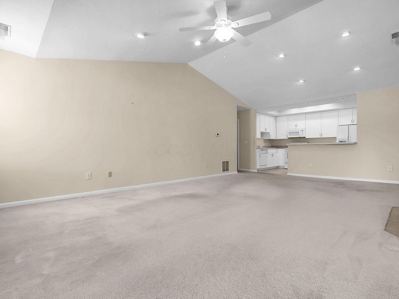8039 Farm Crossing Circle , Powell, OH 43065 Photo 16