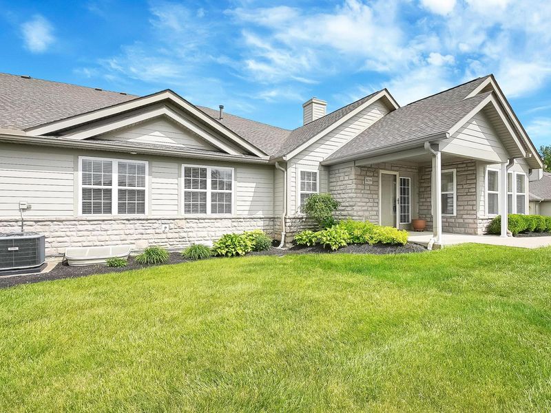8039 Farm Crossing Circle , Powell, OH 43065 Photo 6
