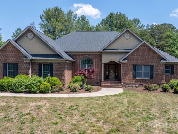 2201 Teague Town Road, Taylorsville, NC 28681