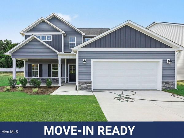 75 Crossvine Street, Selma, NC 27576