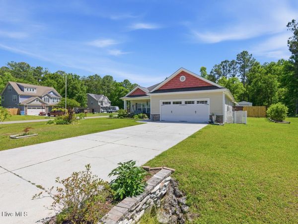 801 Little Cardinal Court , Jacksonville, NC 28540