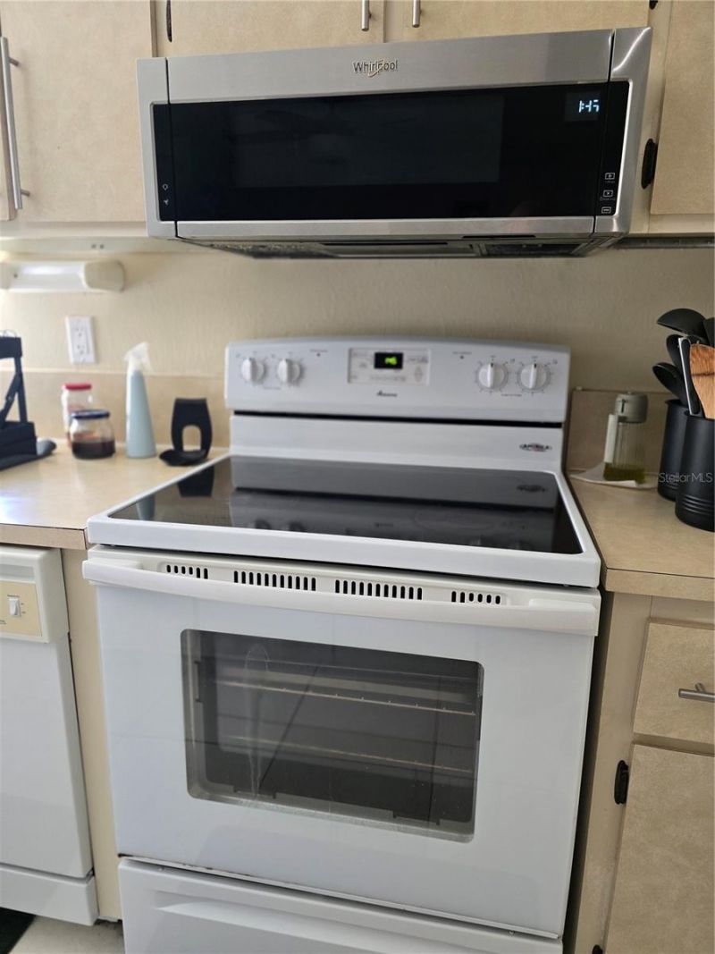 2811 SW Archer Road , Unit V176, Gainesville, FL 32608 Photo