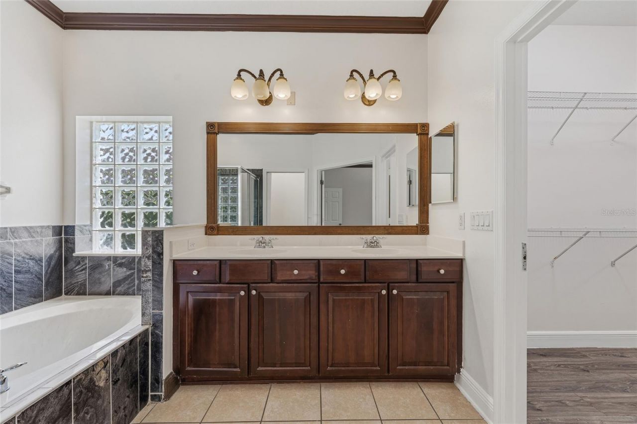 13932 Florigold Drive , Windermere, FL 34786 Photo