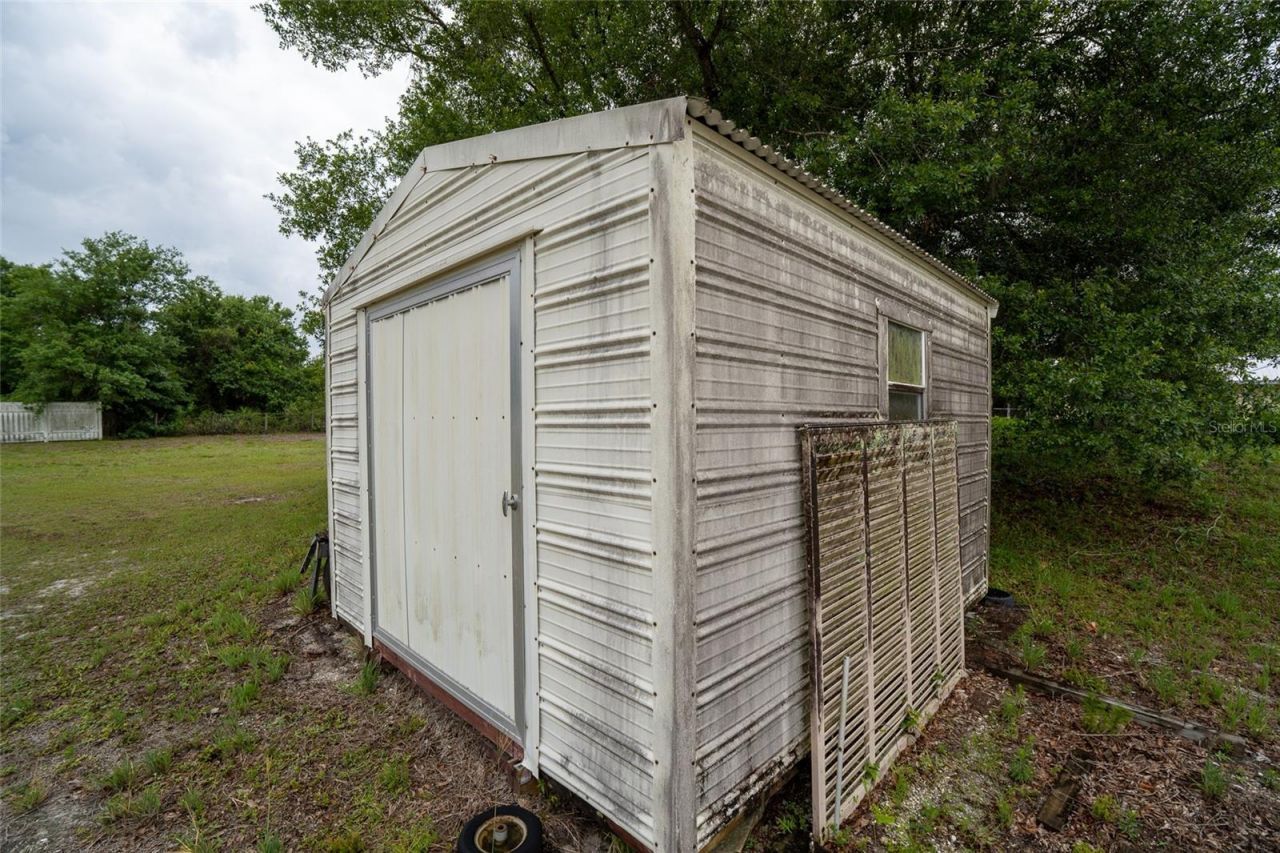 1809 E Holiday Drive , Lorida, FL 33857 Photo