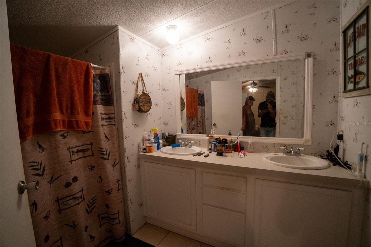 1809 E Holiday Drive , Lorida, FL 33857 Photo