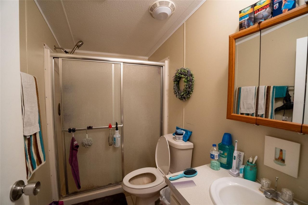 1809 E Holiday Drive , Lorida, FL 33857 Photo