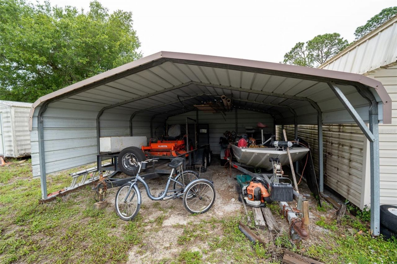 1809 E Holiday Drive , Lorida, FL 33857 Photo